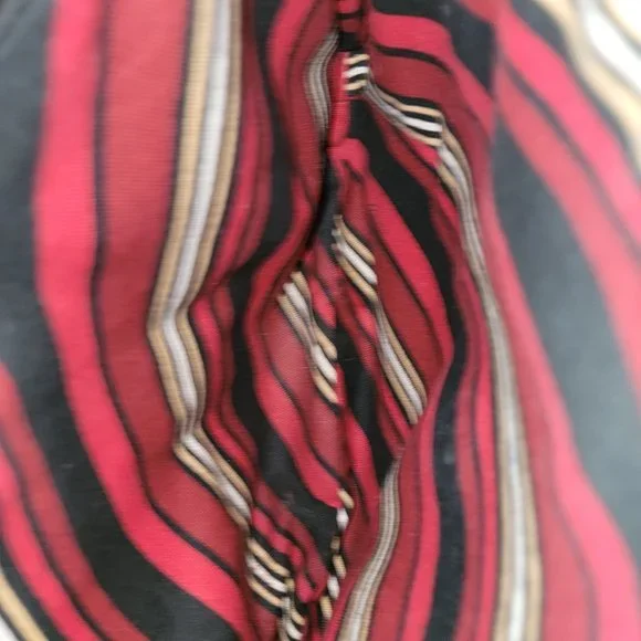 Authentic Vintage Gucci Black Leather Britt Tassel Bag - Picture 10 of 12